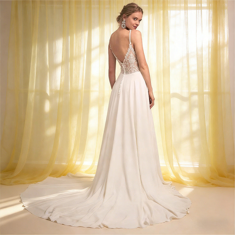 BHstyle Minimalistisches A-Linien Ball-Gown mit Spaghettiträgern – Satin-Ballkleid mit V-Ausschnitt Schleppe 2-26W