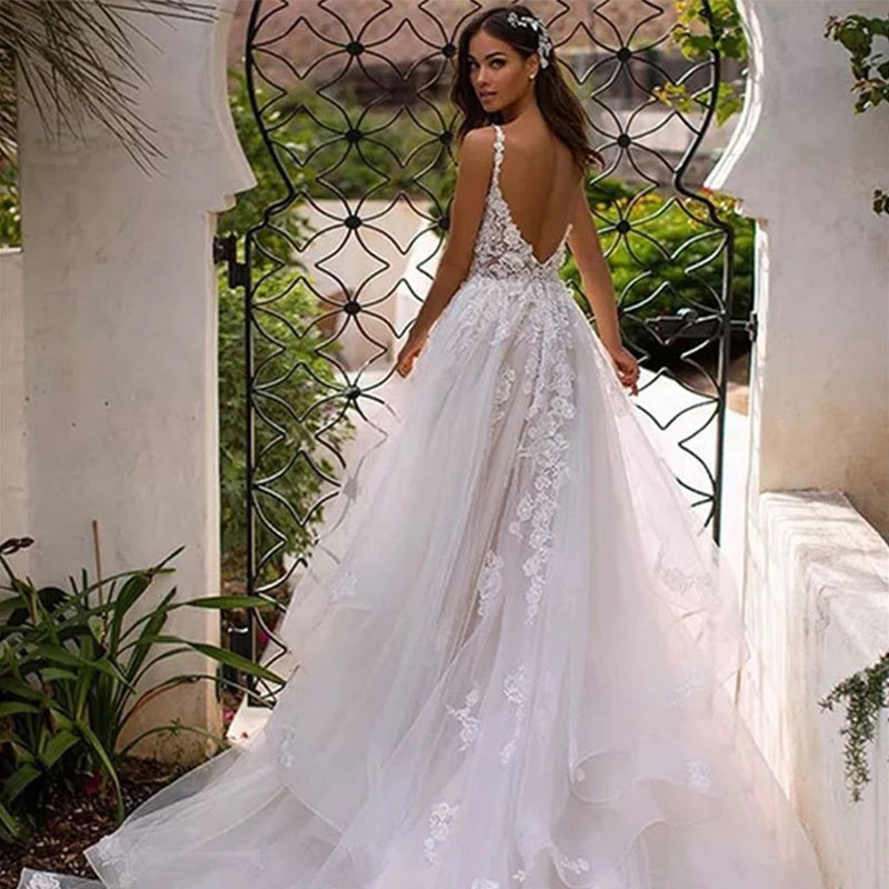 BHstyle A-Linie Ball-Gowner Prinzessin Elfenbein V-Ausschnitt Ärmellos Tüll Lang Ballkleid 2-16